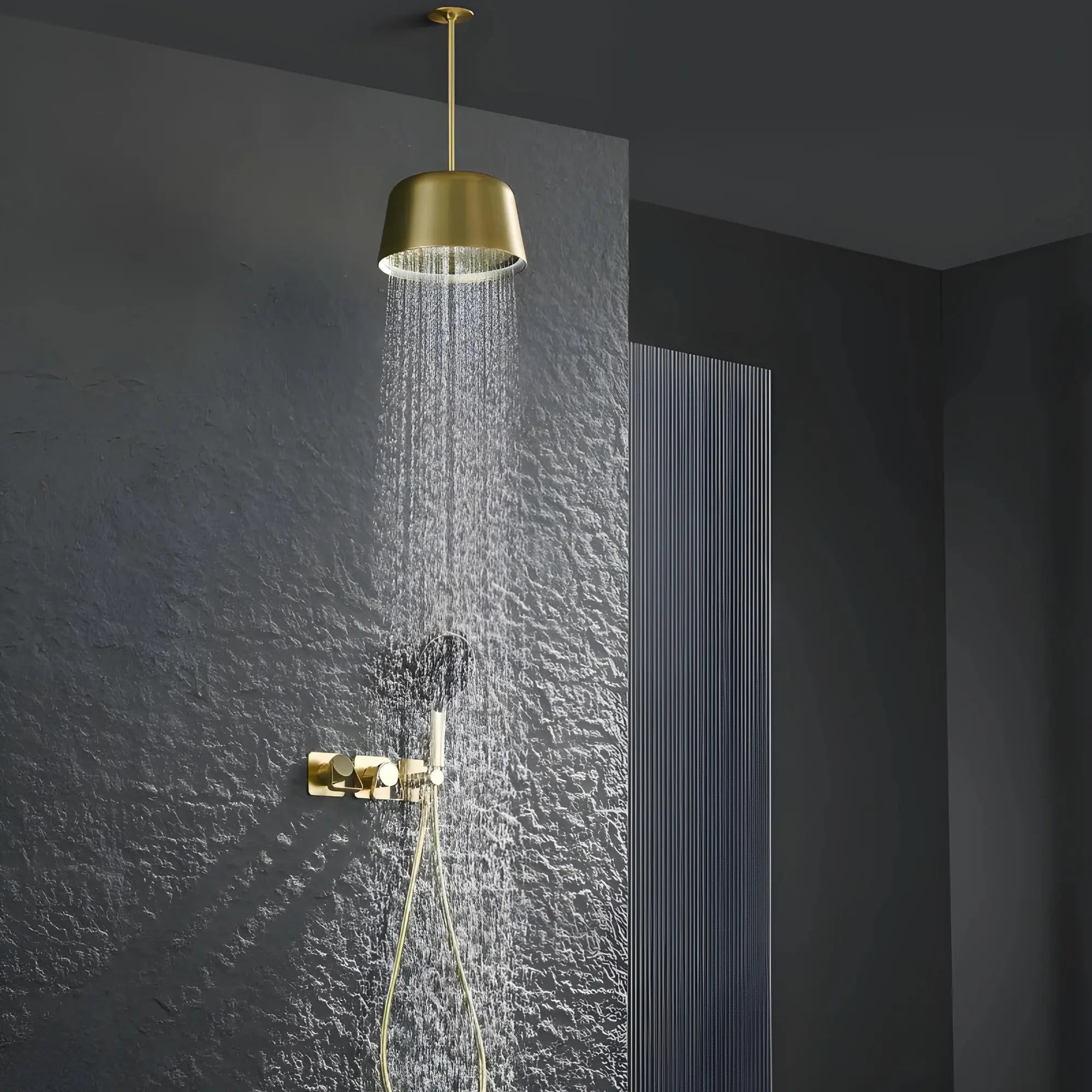 Mitigeur de douche encastrée avec pomme cloche plafond doré - Lujo Afinaure