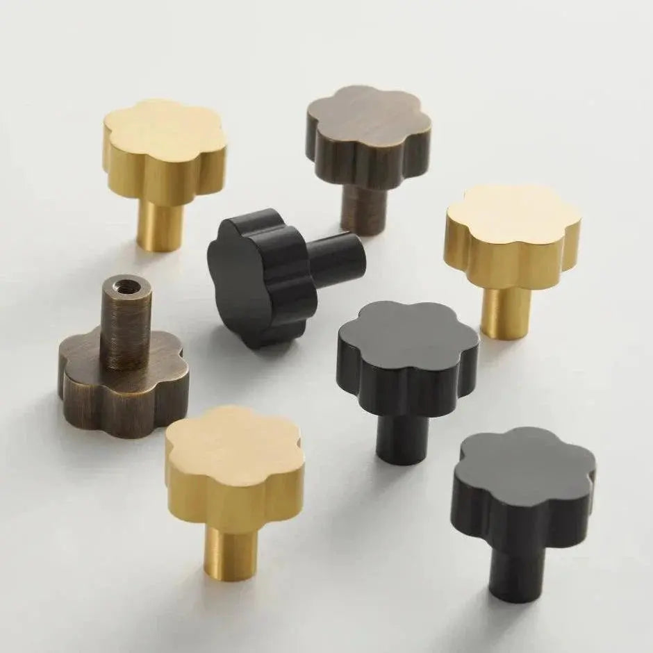 Bouton de meuble en laiton finition noir - Ferraud Afinaure