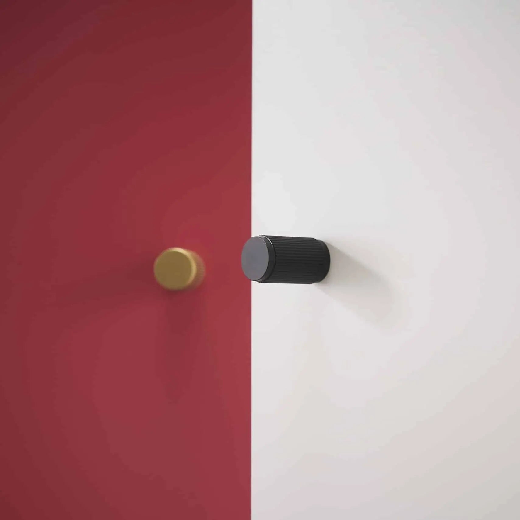 Bouton de meuble en noir - Ralphs Afinaure