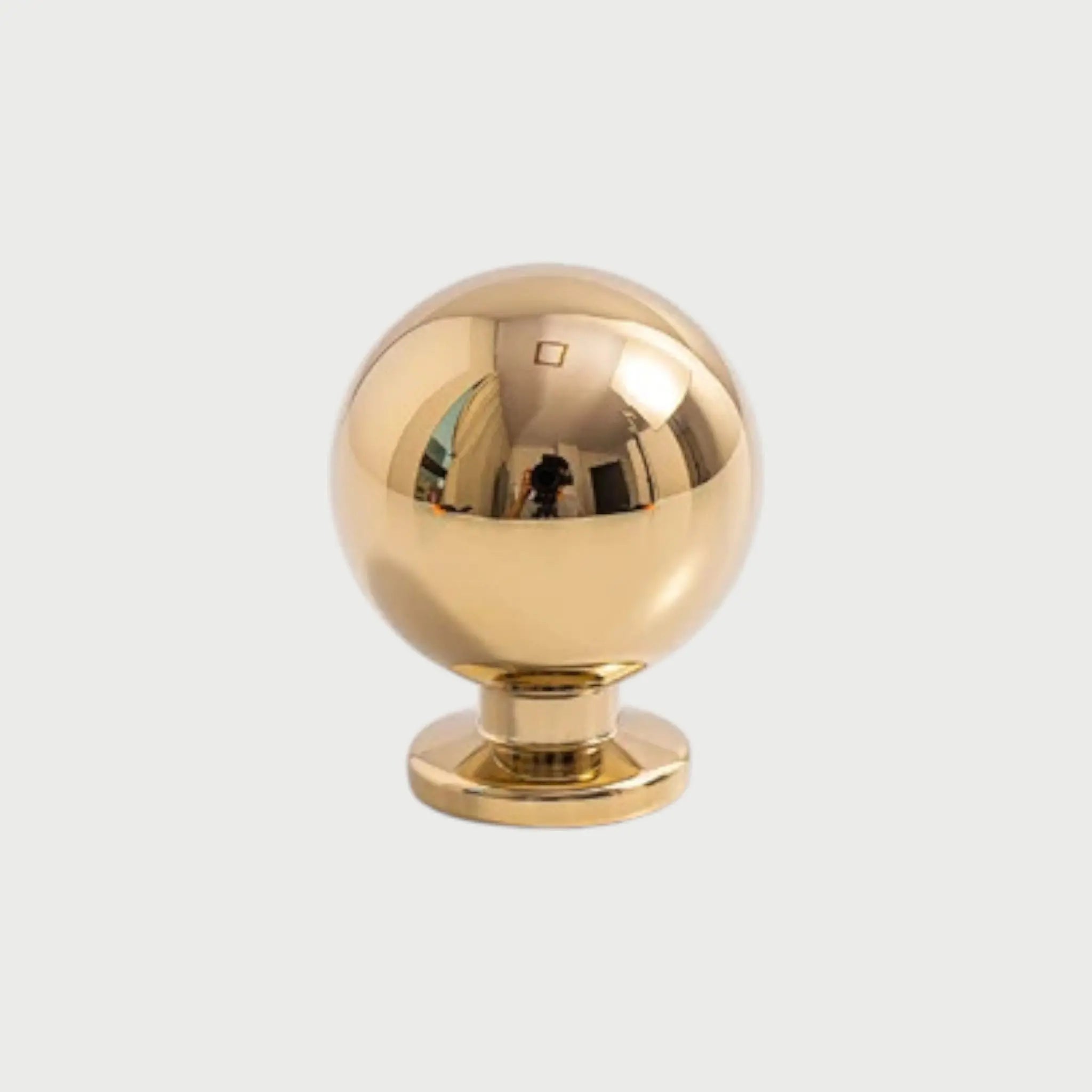 Bouton de meuble en laiton doré - Lesi Afinaure