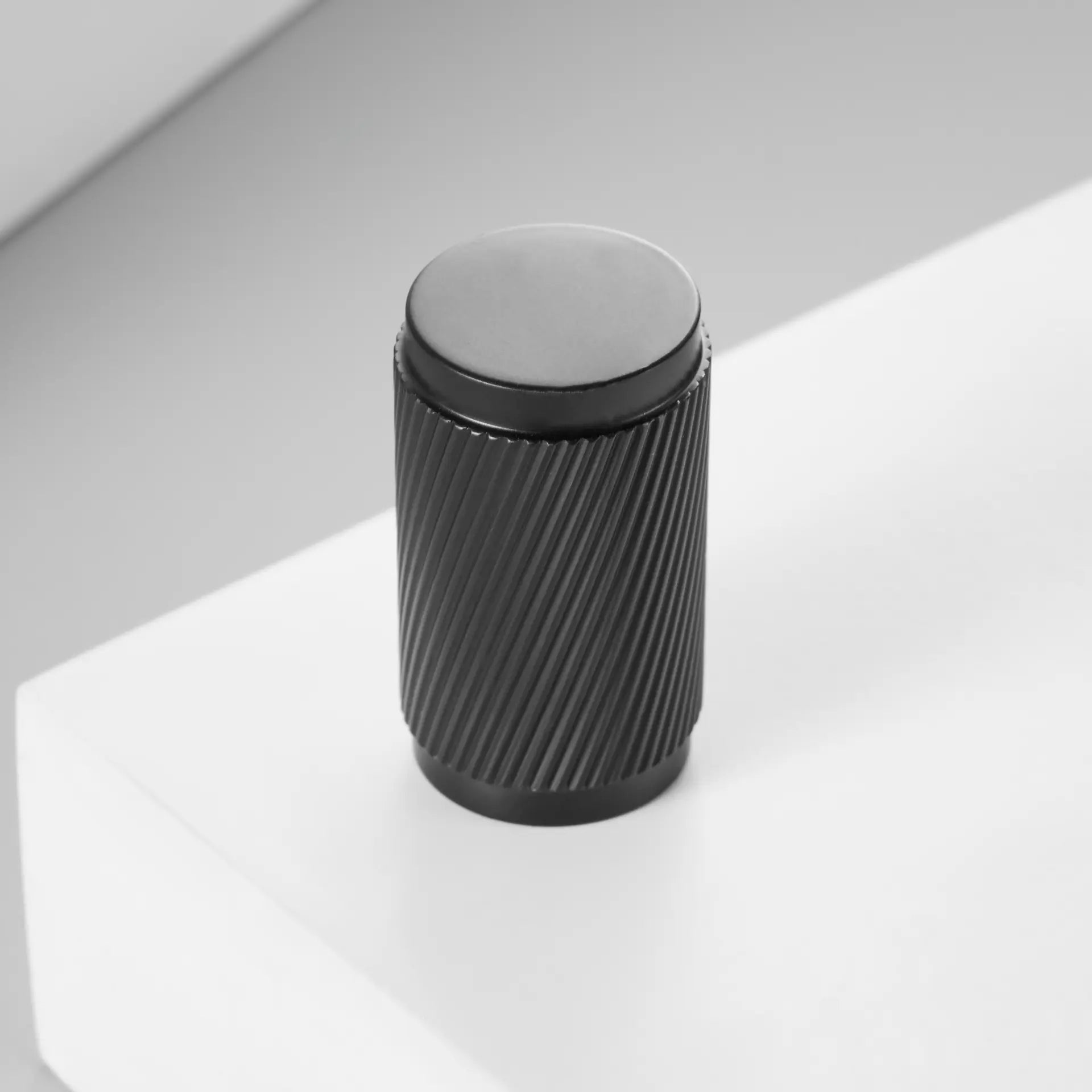 Bouton de meuble noir - Suffren Afinaure