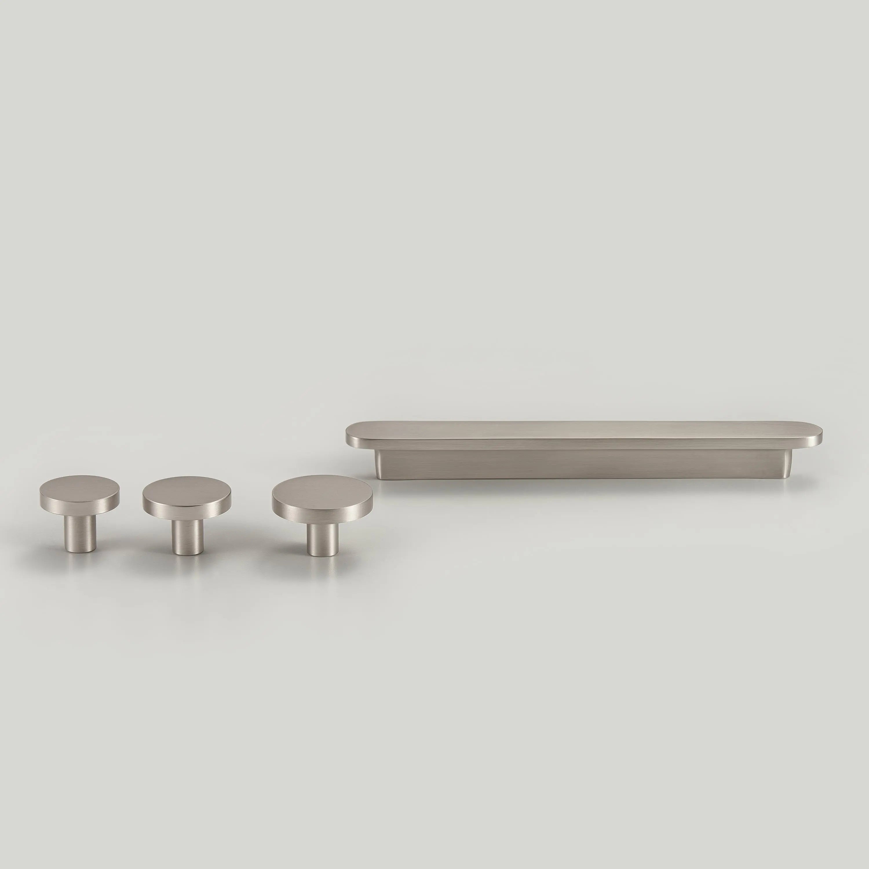Bouton de meuble en nickel - Troka Afinaure