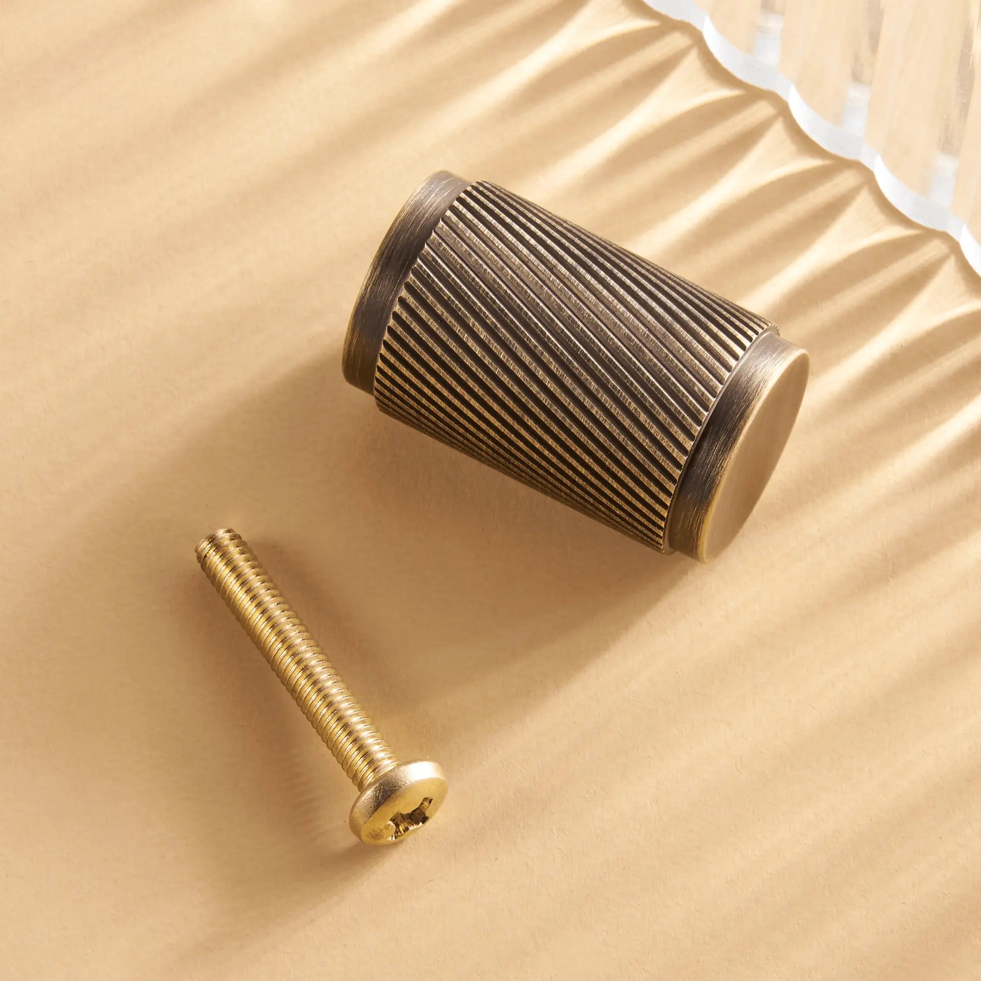 Bouton de meuble en bronze - Suffren Afinaure