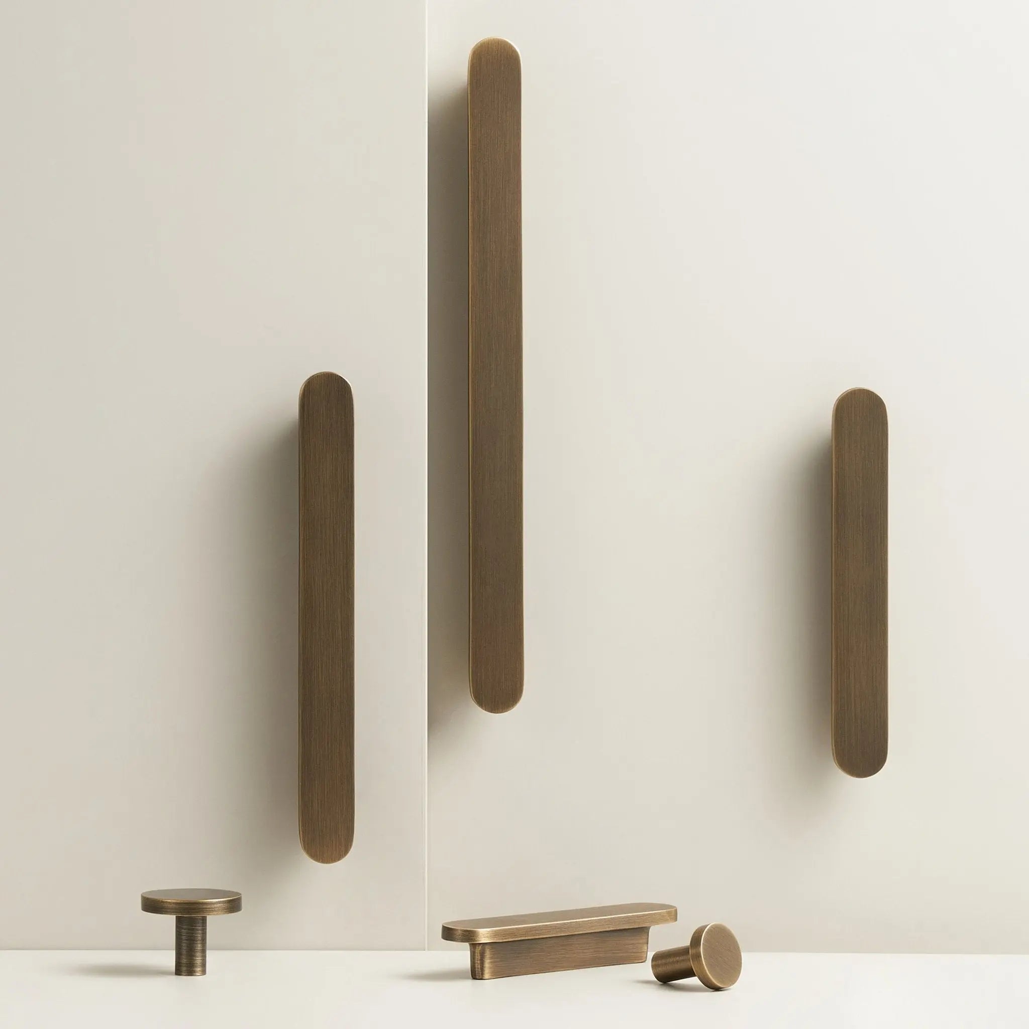 Poignée de meuble en bronze - Troka Afinaure