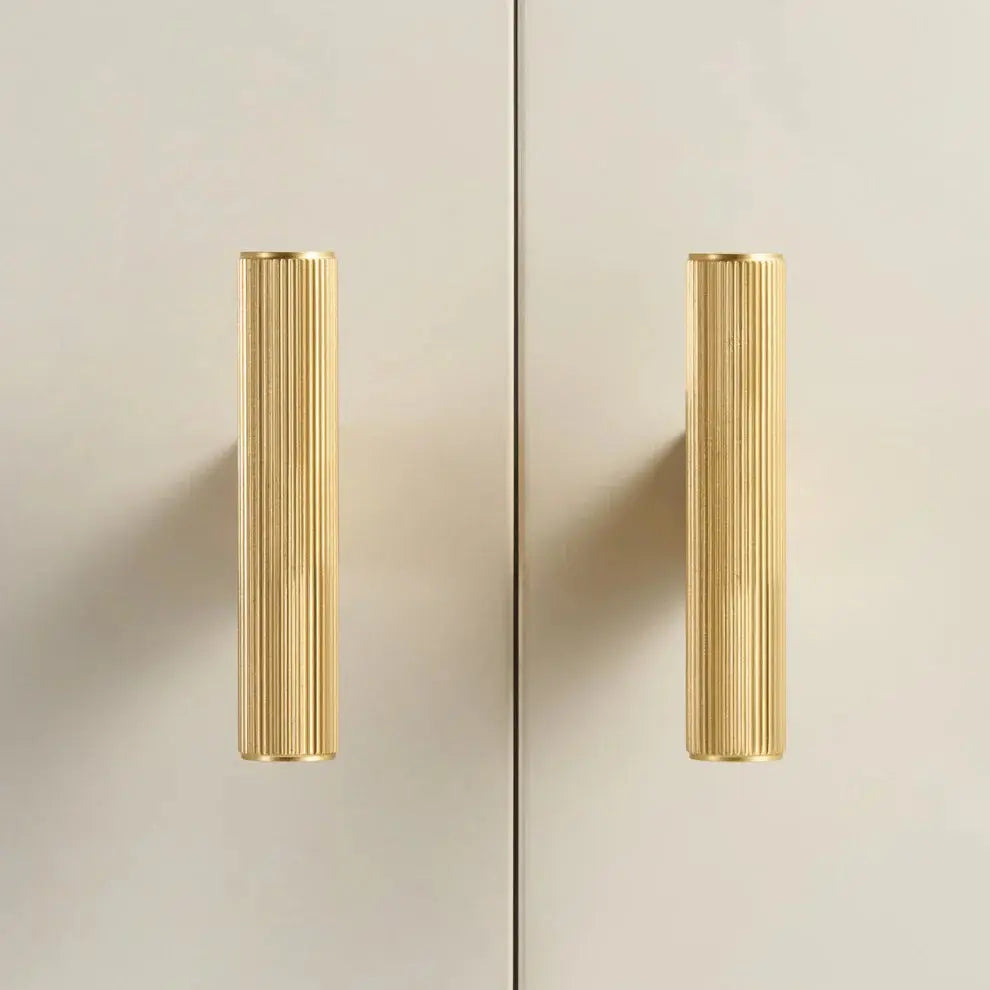 Poignée de meuble en T en laiton finition doré - Bucci Afinaure
