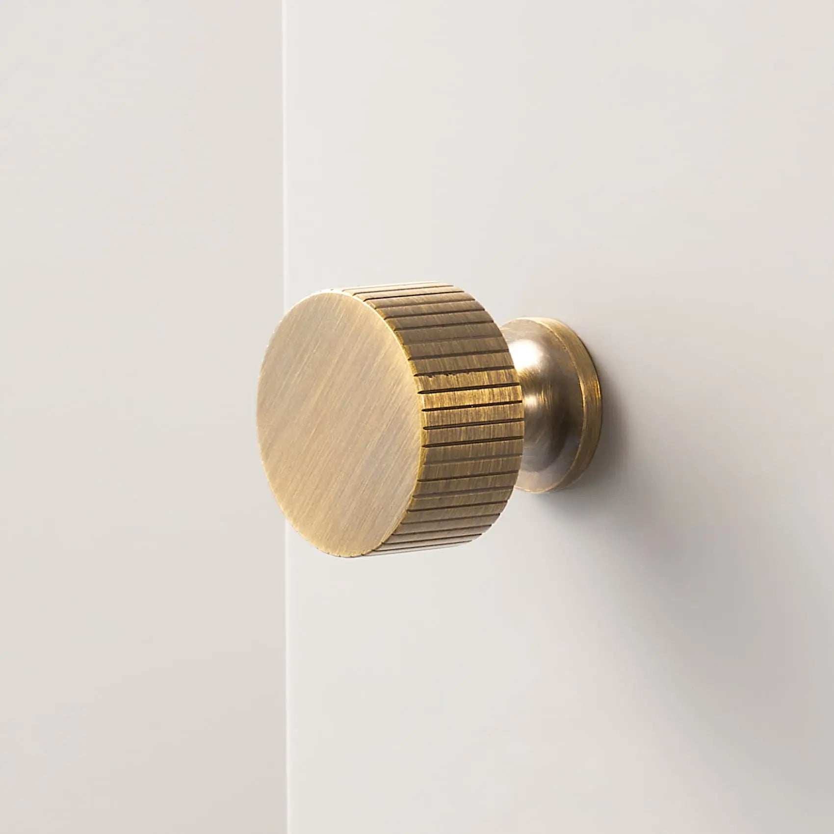 Bouton de meuble en bronze - Dominique Afinaure