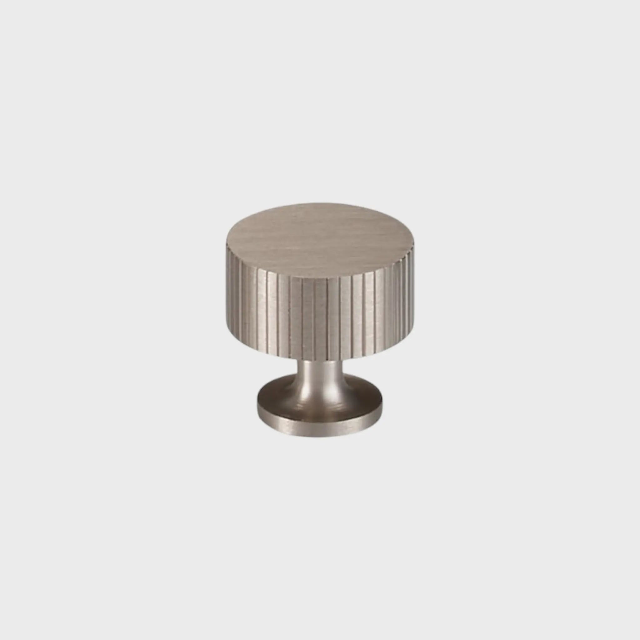 Bouton de meuble en nickel - Dominique Afinaure