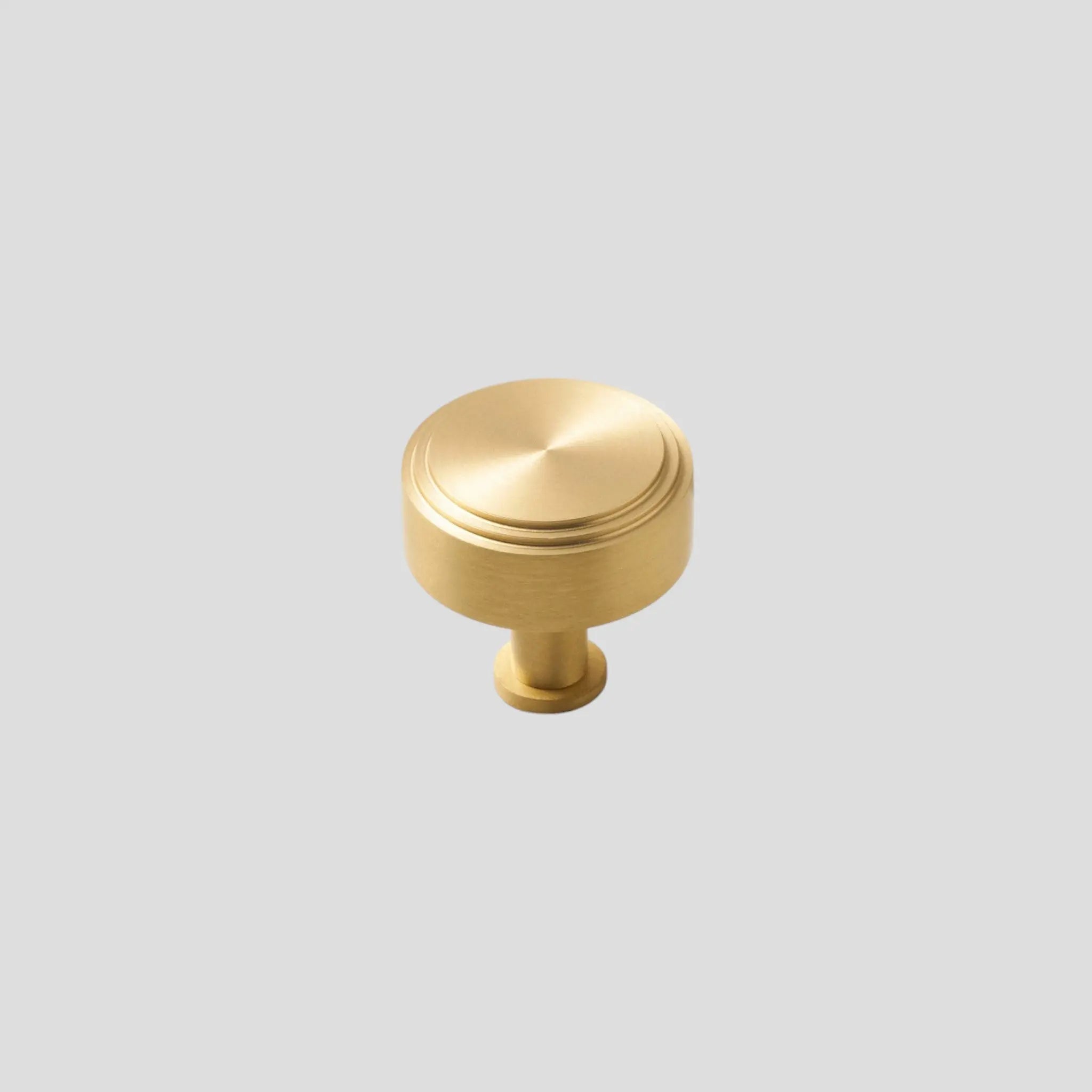 Bouton de meuble doré - Turati Afinaure