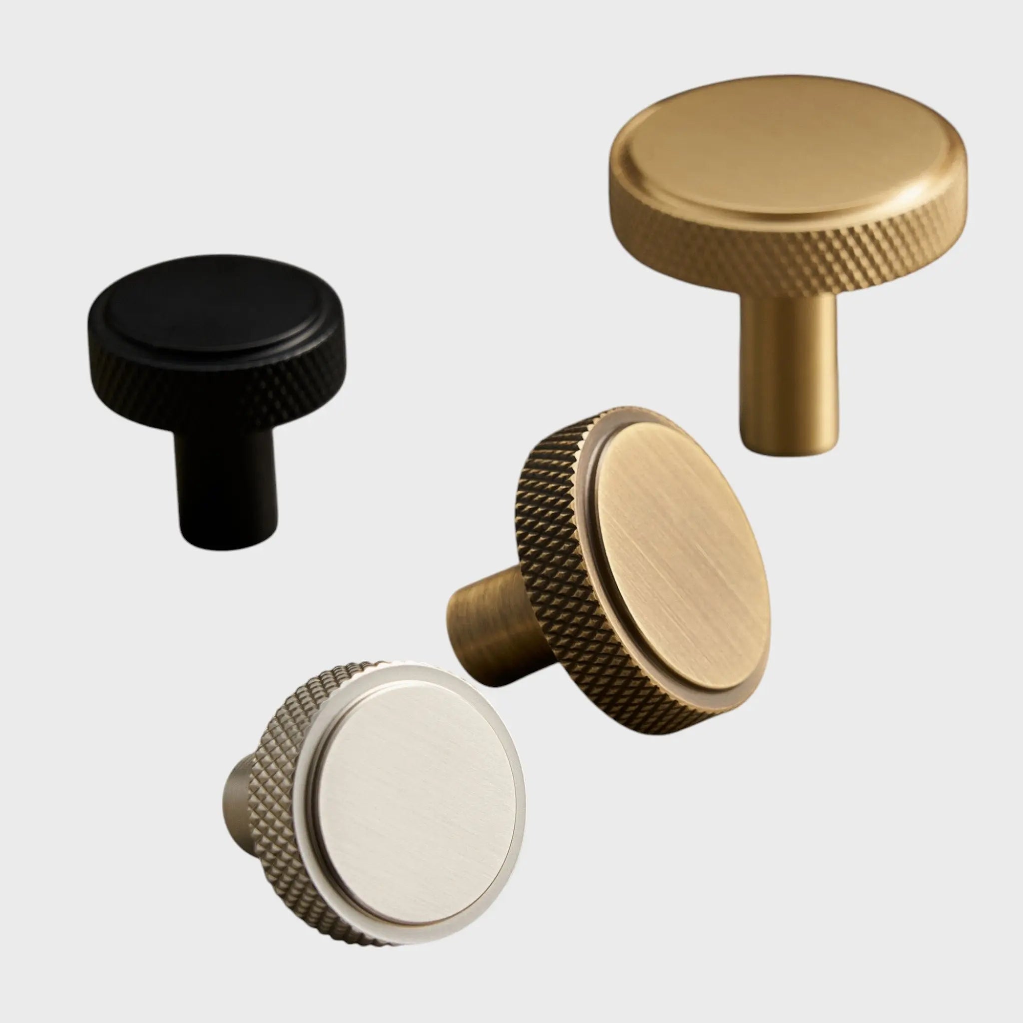 Bouton de meuble en laiton massif bronze - Bagat Afinaure